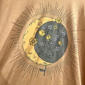 American Eagle Sun and Moon tee